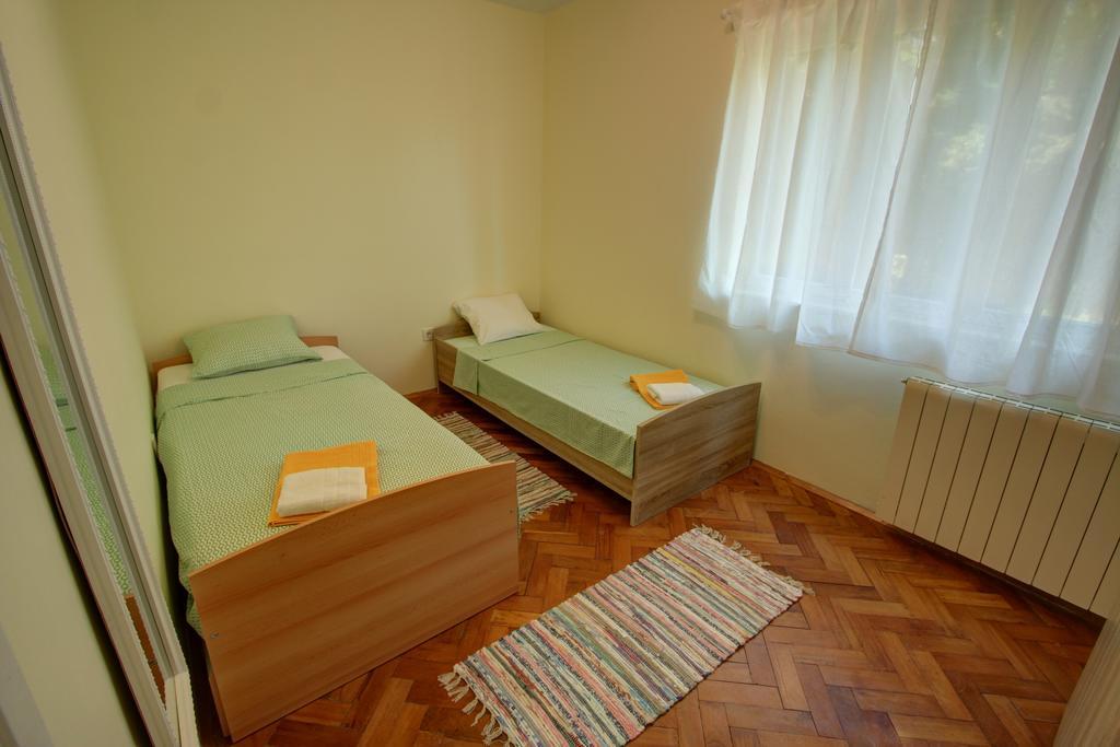 Lena Apartment